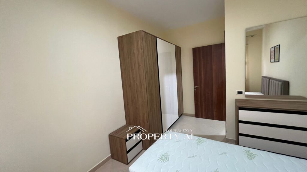 Appartamento in affitto a Uji te Ftohte