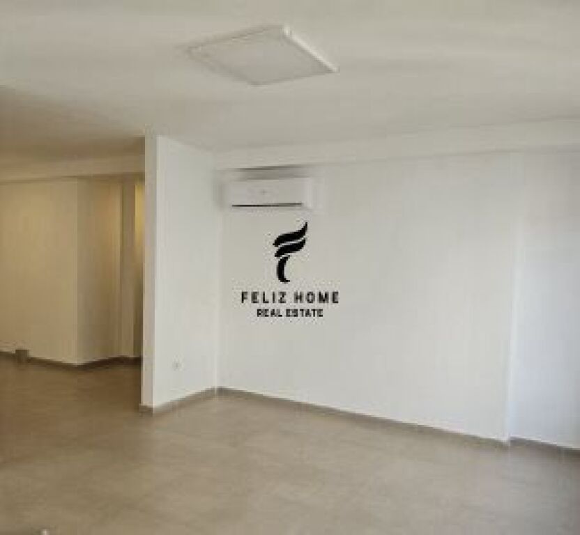 OFFICE FOR RENT 74 M2 ARTISTIC LYCEUM 1250 EURO FH-64751