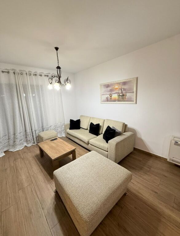 🏡 Jepet apartament 2+1+Post parkimi me qira te Kompleksi Delijorgji