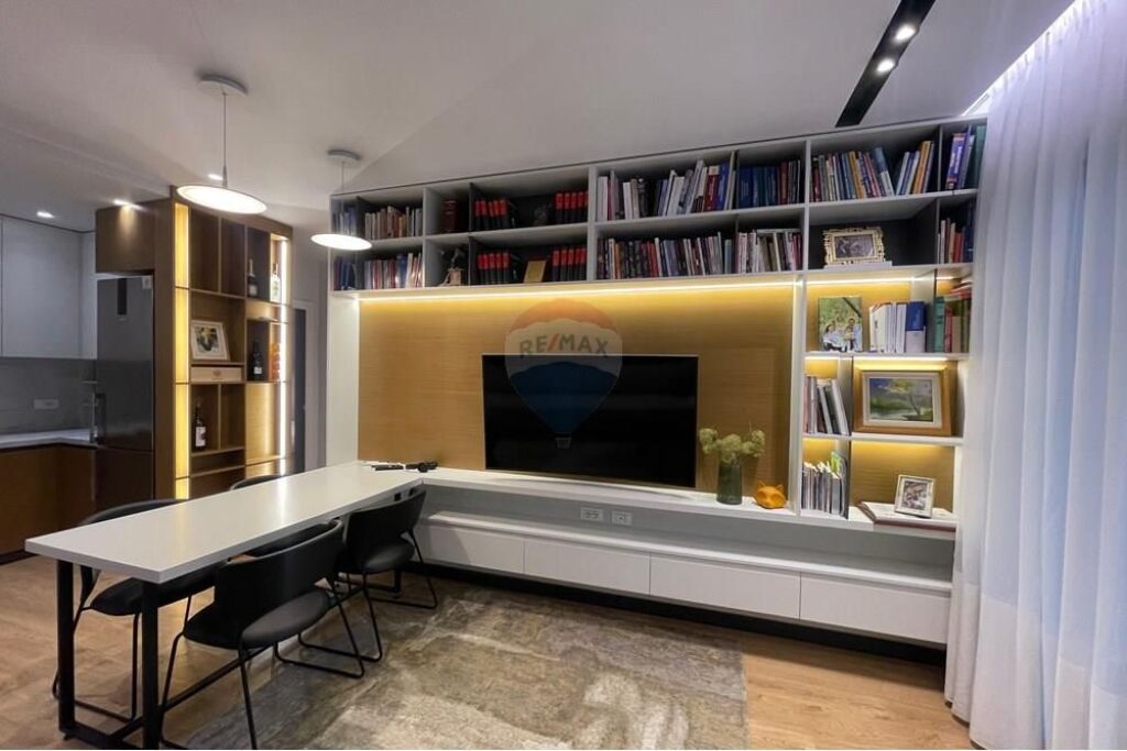 Apartment - For Rent - Olive Street, Tirana