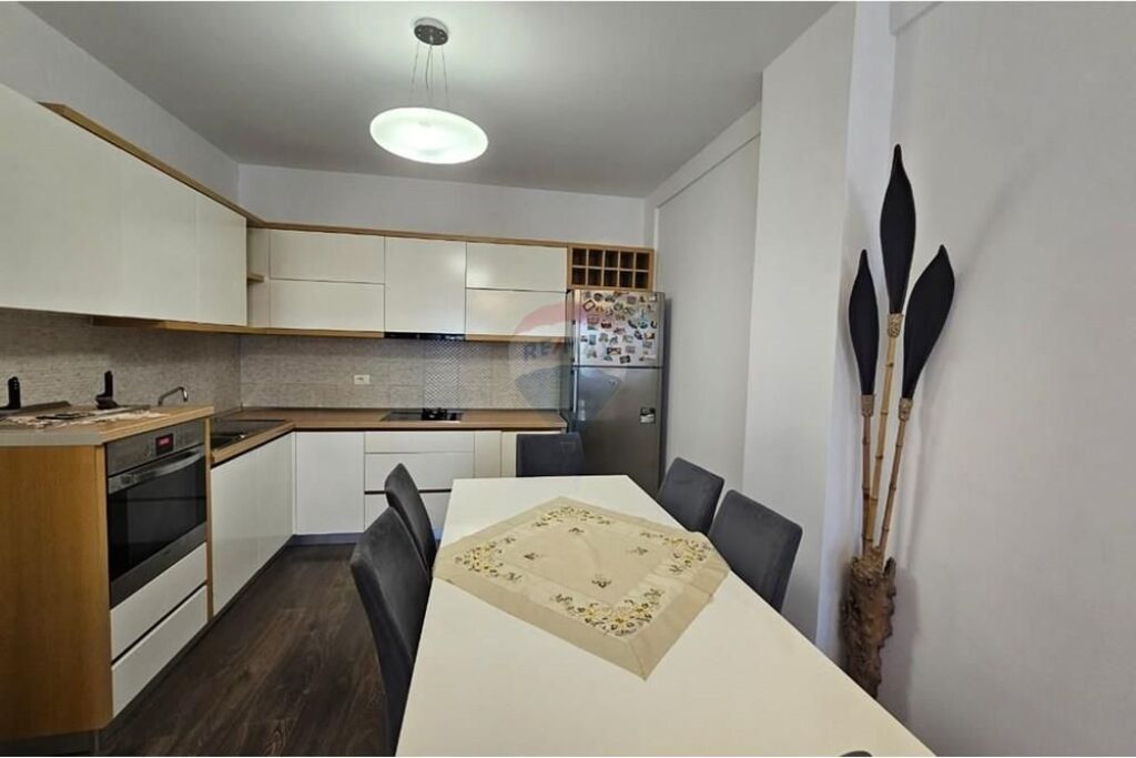 Appartamento 2+1 in vendita – Via Tom Pllezha Astir