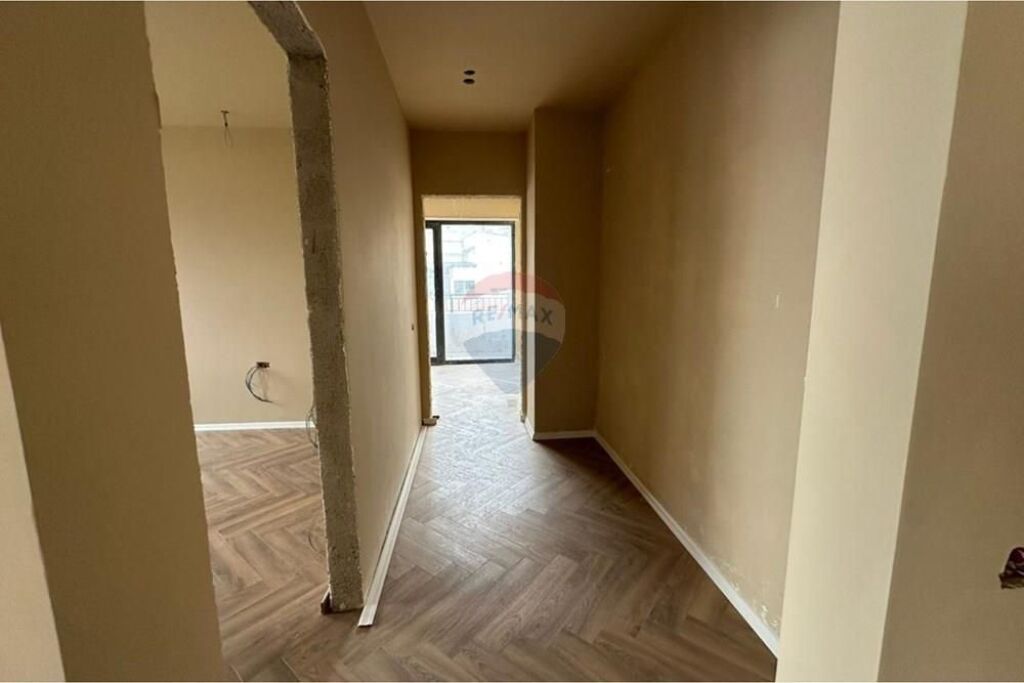 Apartament 2+1+2,Liqeni i Thate