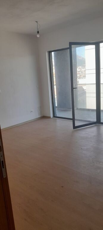Apartment 1+1 for sale 5 Maji !