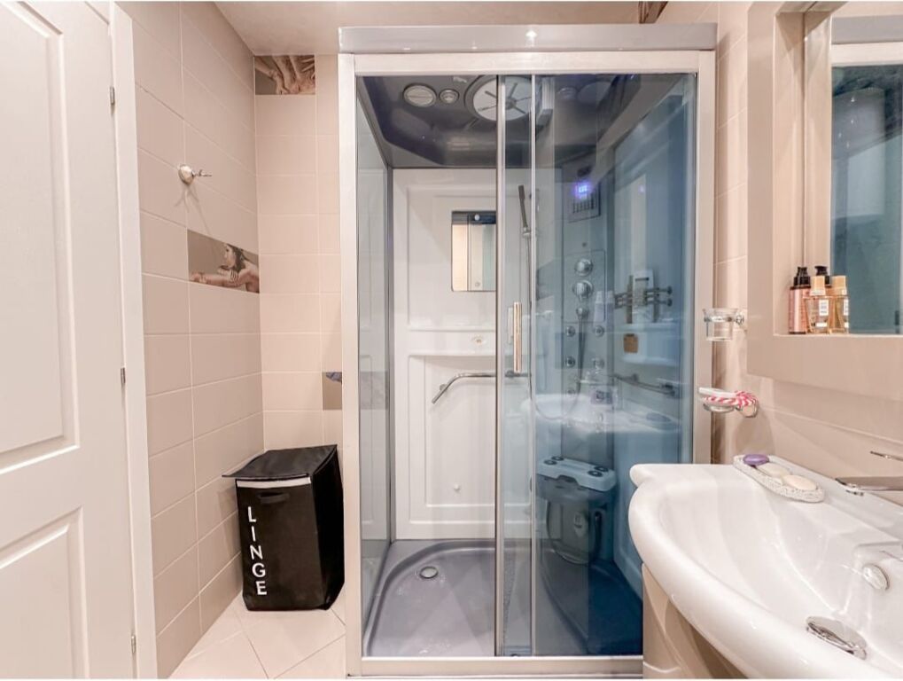 Jepet me qira apartament 2+1+2 tek Kopshti Zoologjik