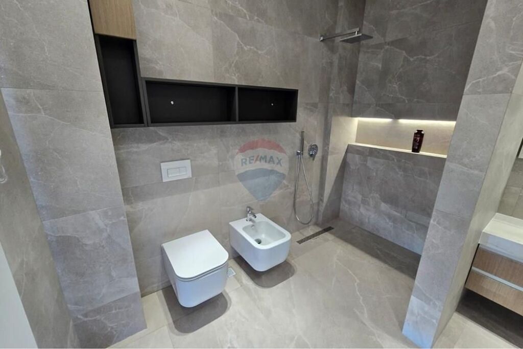 Vilë - Për Qira - Farkë, Tiranë