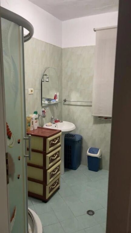 Jepet Me Qera Apartament 1+1+1 Ballkon