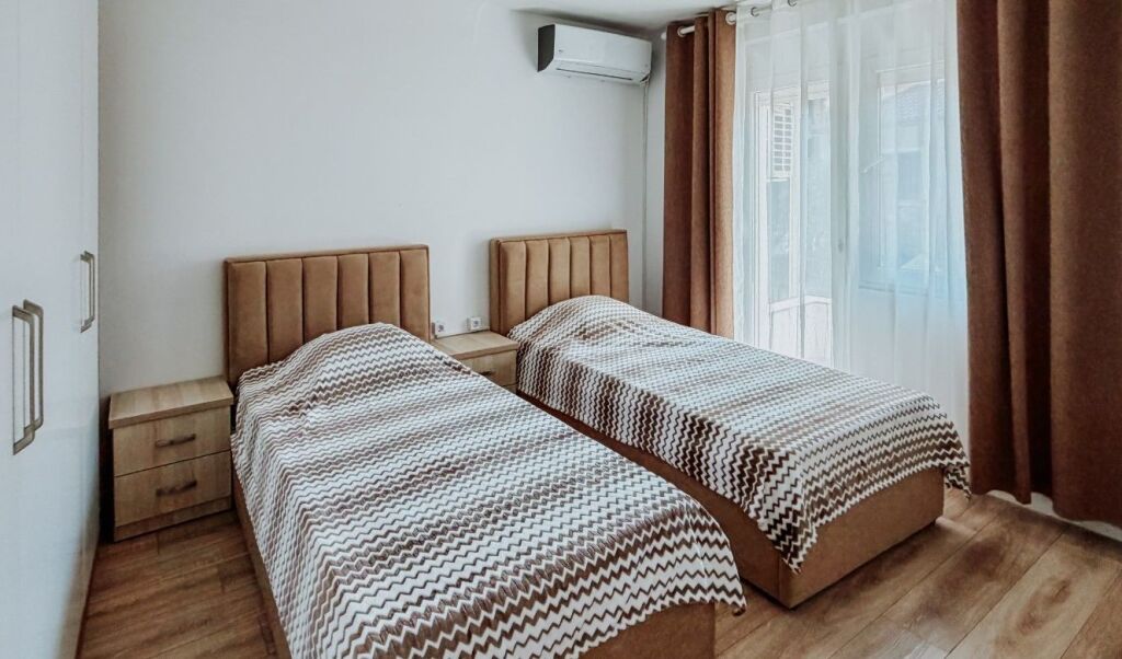 🏡 Apartament me qira 2+1 + garderobë në Qendër (krahu i Myslym Shyrit)