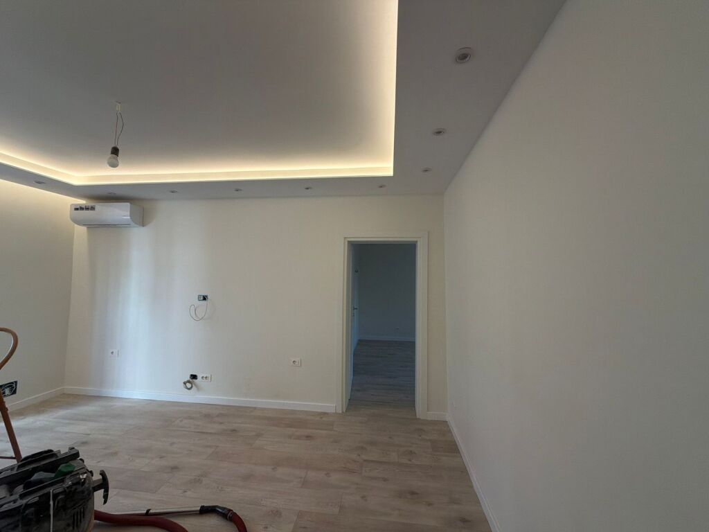 APARTMENT FOR RENT/9 FLOORS