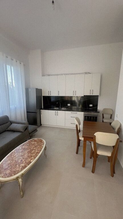 1+1 in Affitto ad Astir