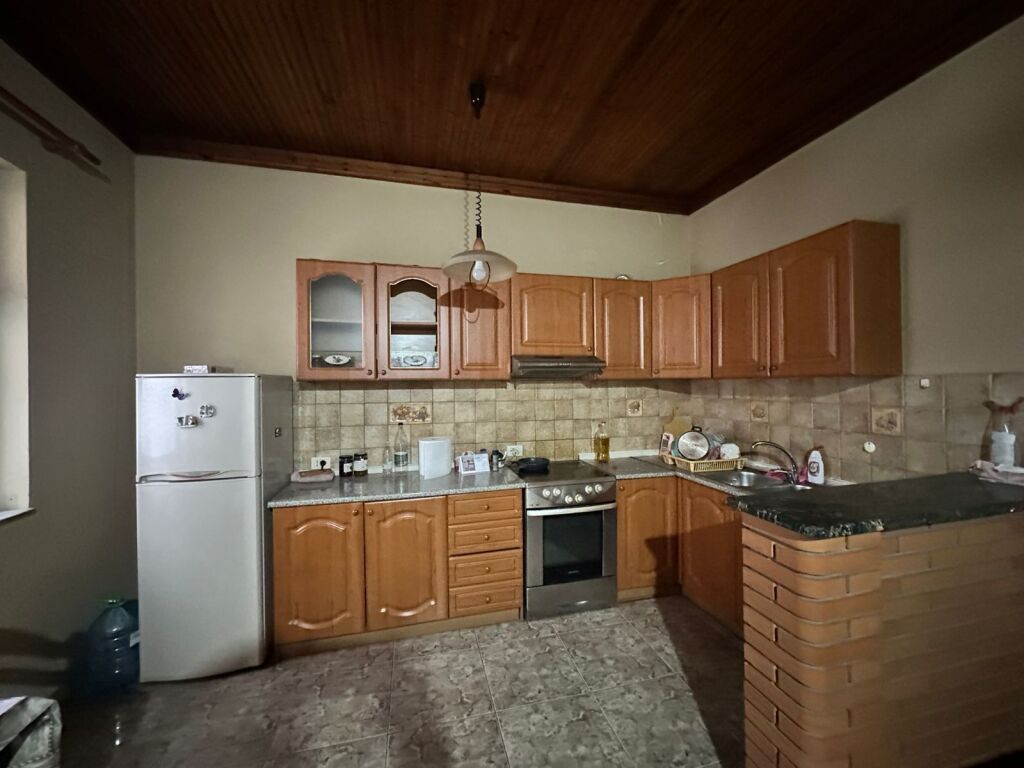 Apartament 1+1+Verande me Qira mbrapa Harry Fulls