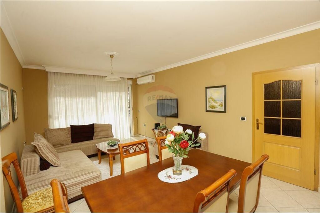 Apartament 2++2 me qira ne Bllok