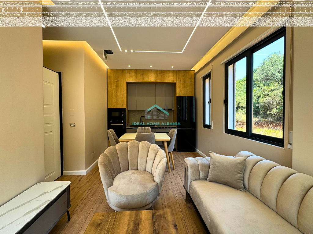 Apartament 1+1 për shitje me pamje nga deti, Ujë i Ftohtë, Vlore.