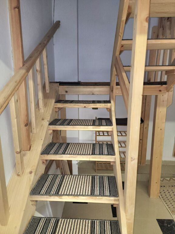 Dubleks i sapo mobiluar – Kati 0, pranë Kompleksit Halili