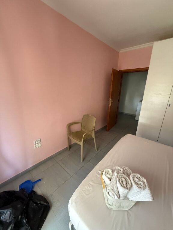 Shitet 2+1 ne Himare