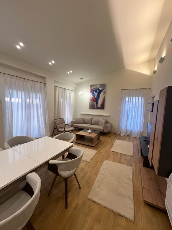 SUPER APARTAMENT 2+1+2+2 VERANDA, PREKJA E DIELLIT