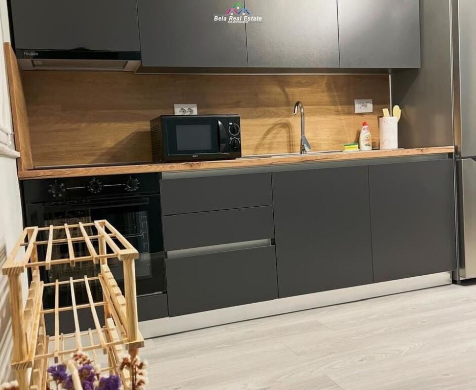 Apartament Me Qera 1+1 Tek Rruga e Durresit ( ID B211437) Tirane