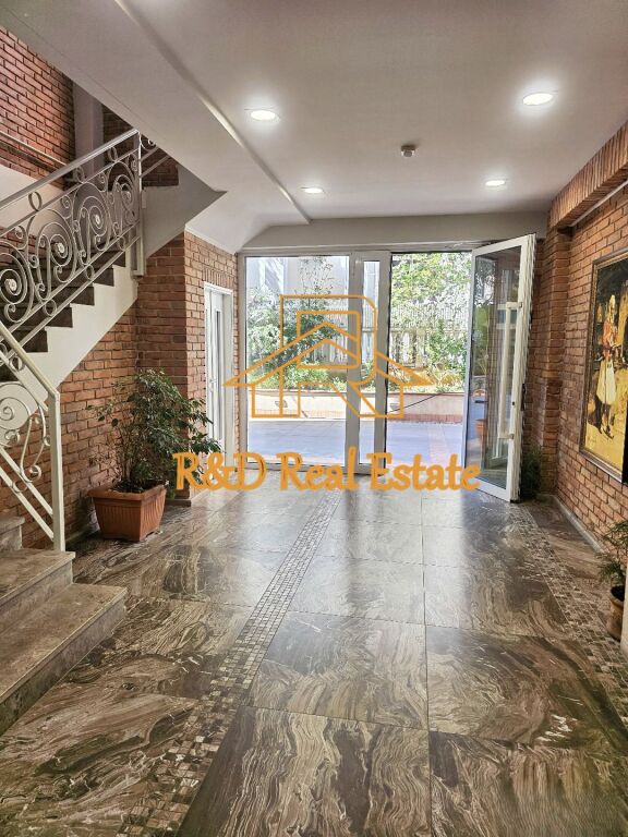 🏢 ZYRË ME QIRA – Pranë RTSH &amp; Liceut Artistik74