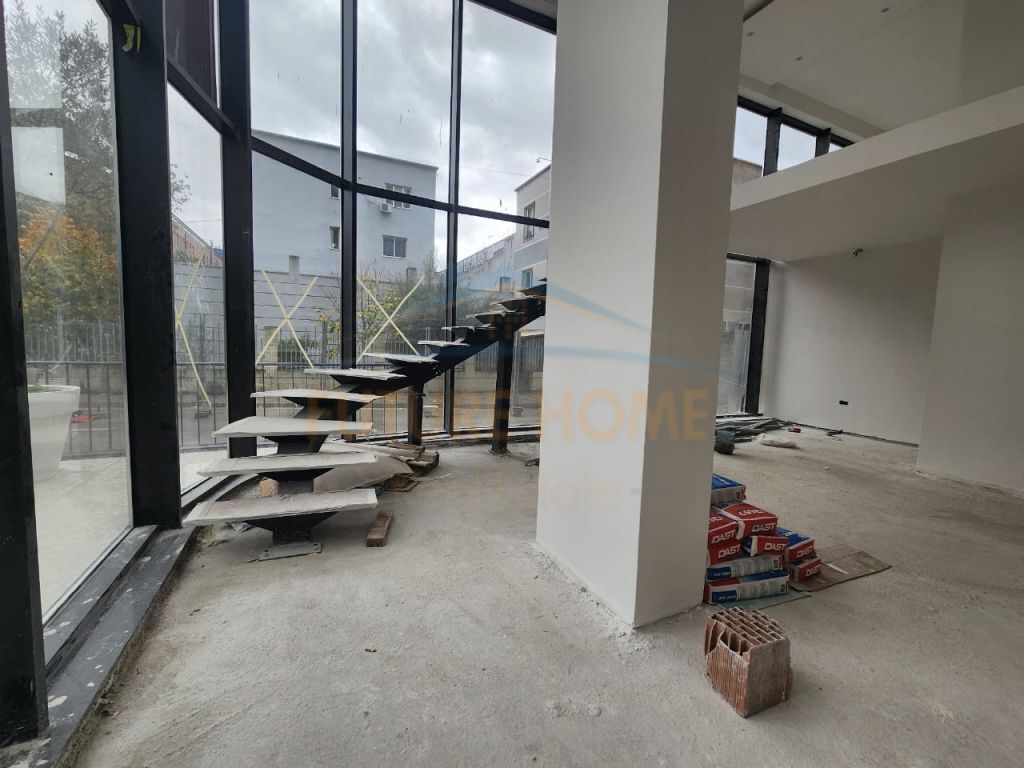 Rent, Premises, Train Station, Tirana.