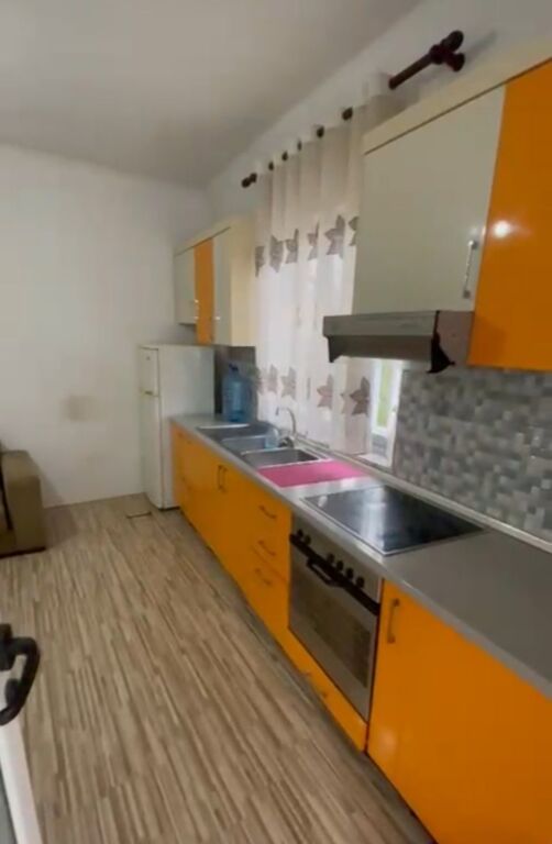 House 1+1 for rent, Veli Dedi street near Old Eagle 300 thousand leke