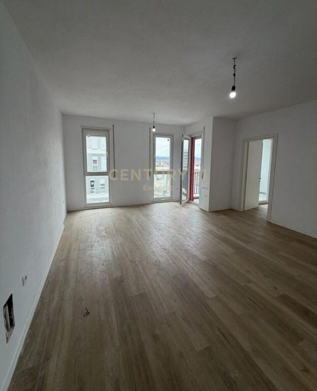 UNIVERS CITY SHESIM APARTAMENT 1+1 OPSION PER KREDI