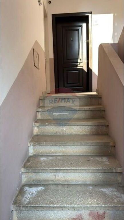 VENDESI APPARTAMENTO 3+1 – VIA KAVAJËS