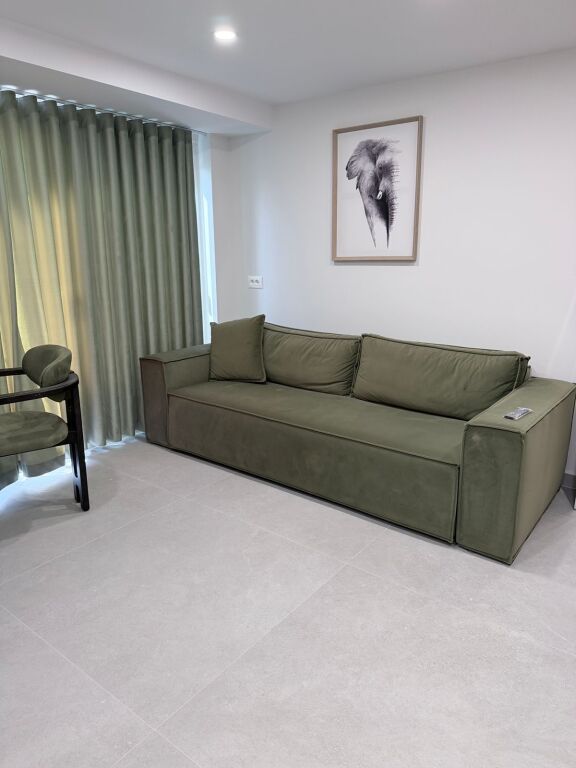 🏢In the 5 Maj area, a 40m2 furnished studio apartment is for rent, 35,000 LEKE    