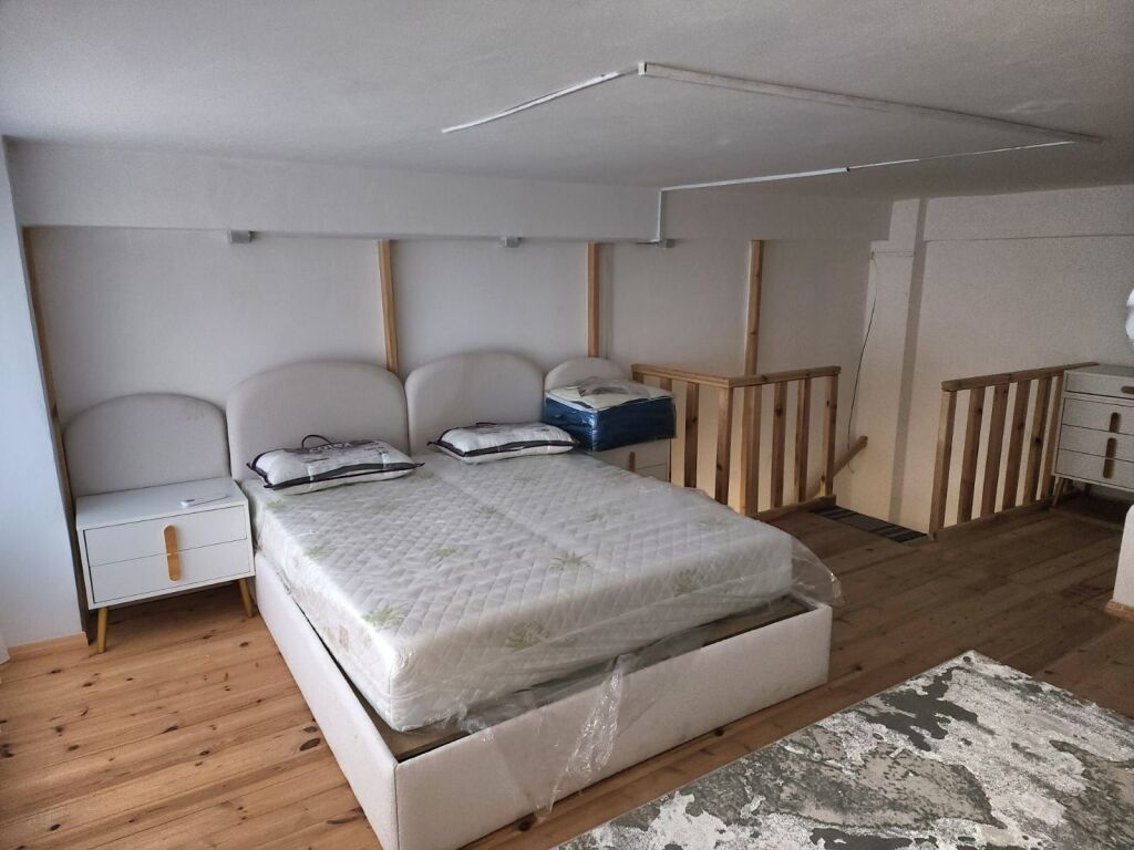 Dubleks i sapo mobiluar – Kati 0, pranë Kompleksit Halili