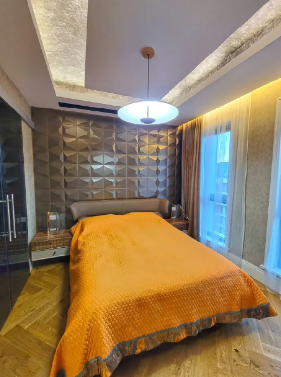 🏙️ Penthouse Luksoz në Shitje – SQUARE 21   📍Rruga e Kavajes   