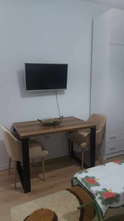 🏠 Studio apartment for rent  📍 Address: Ali Demi, Kaimi Complex💶 Price: 25000 lek / month