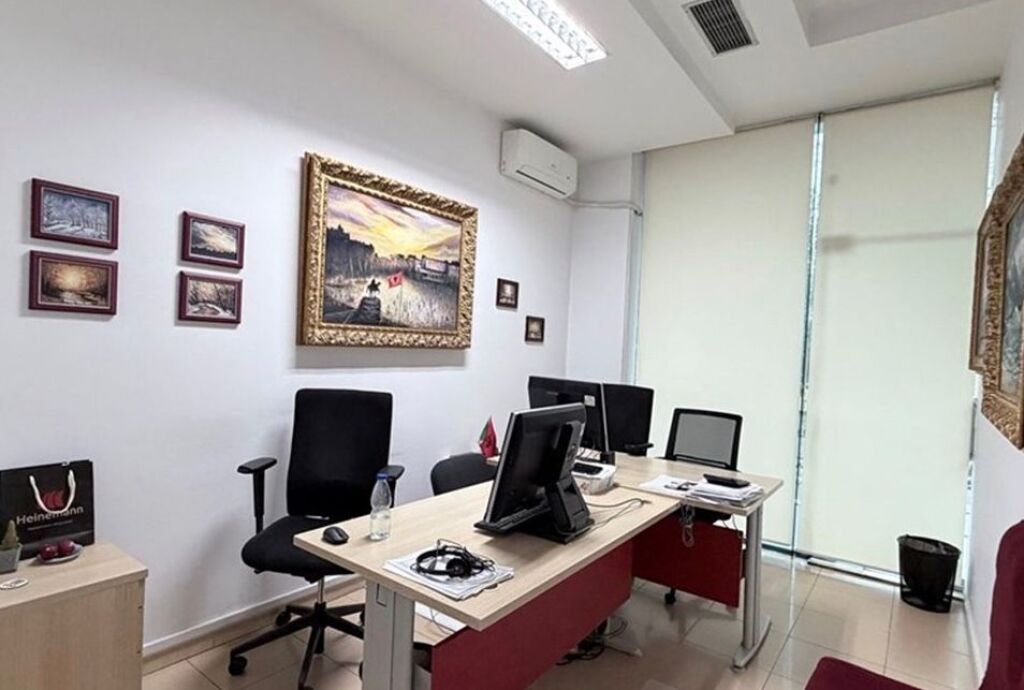 Dyqan - Për Shitje - Ambasada Amerikane, Tiranë ID: 530261047-225