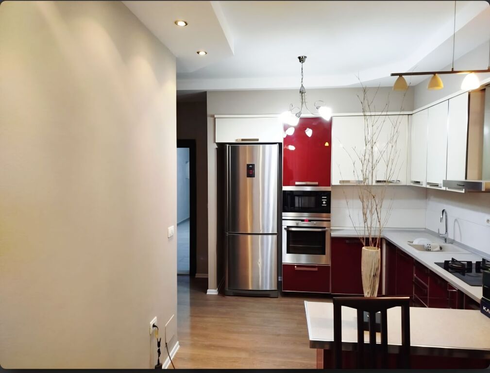 1+1 me Qera ne Yzberisht