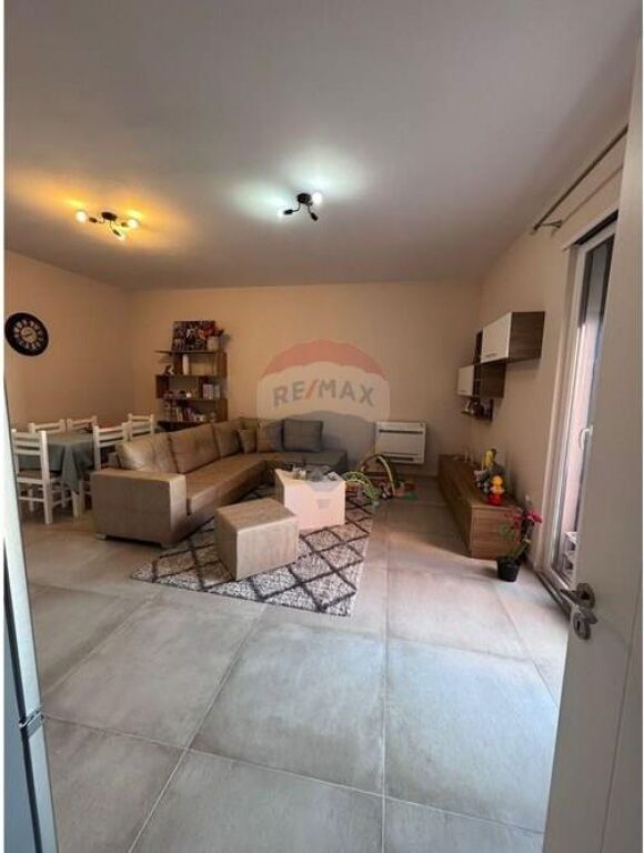 Apartament 1+1 per qira ne Paskuqan