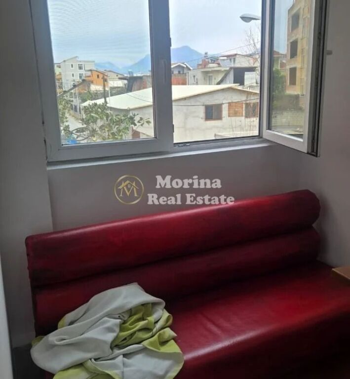 Qera | Vilë 1 + 1 | 5 Maji | 350 €/muaj