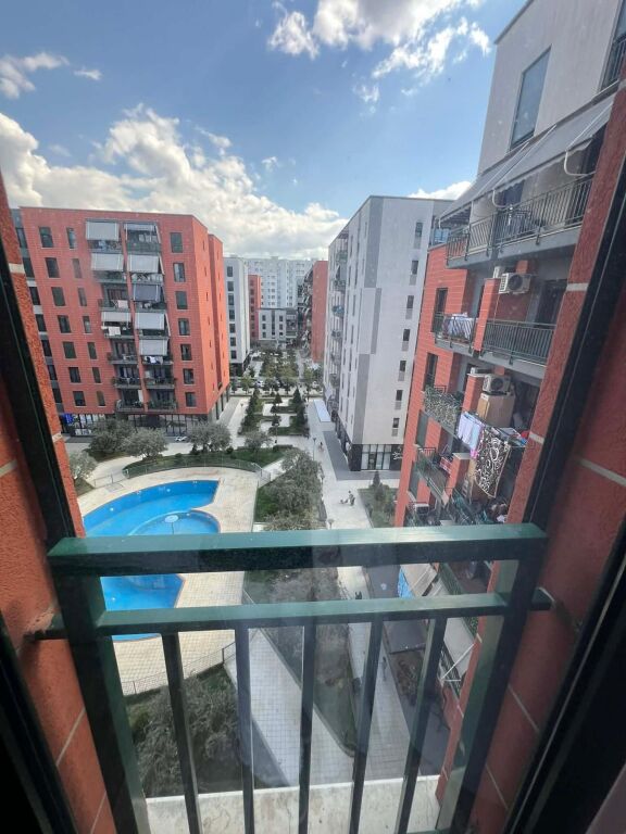 Green city Astir  jepet me qera 2+1+2 + Post Parkimi i mobiluar 115 m2