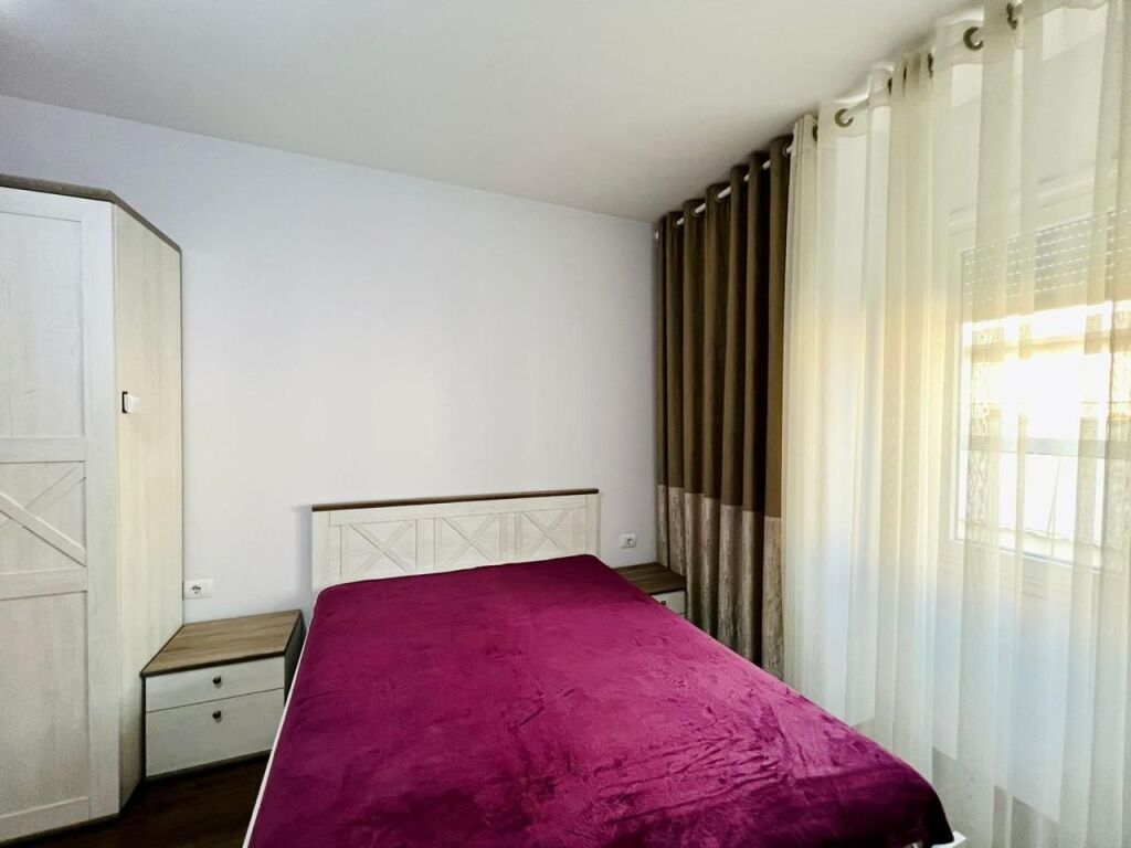 Appartamento 2+1 + parcheggio in affitto a Kinostudio