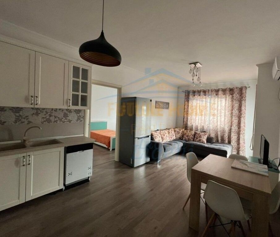 In vendita, Appartamento 2+1, Nuovo Anello, Tirana.