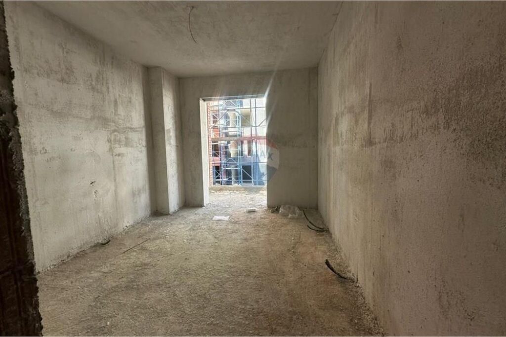 APARTMENT 2+1+2 FOR SALE IN PASKUQAN