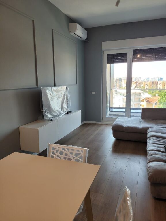 For rent 1+1 at Ndre Mjeda