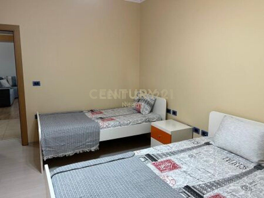 Apartment 2+1 for rent in the area of the Paris Municipality, near Merdar Shtylla street