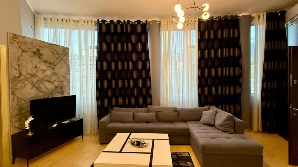 SHITET APARTAMENT 1+1- FRESKU