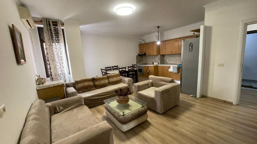 AFFITTASI APPARTAMENTO 2+1-PORCELAN, TIRANA