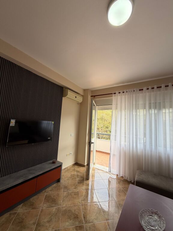 Shitet super apartament 1+1 në zonën e Shkëmbit të Kavajës 🏖️