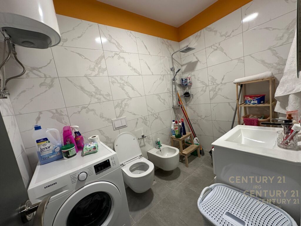 Apartment 2+1+2+ Parking Space for rent at the Former Aviation Field!