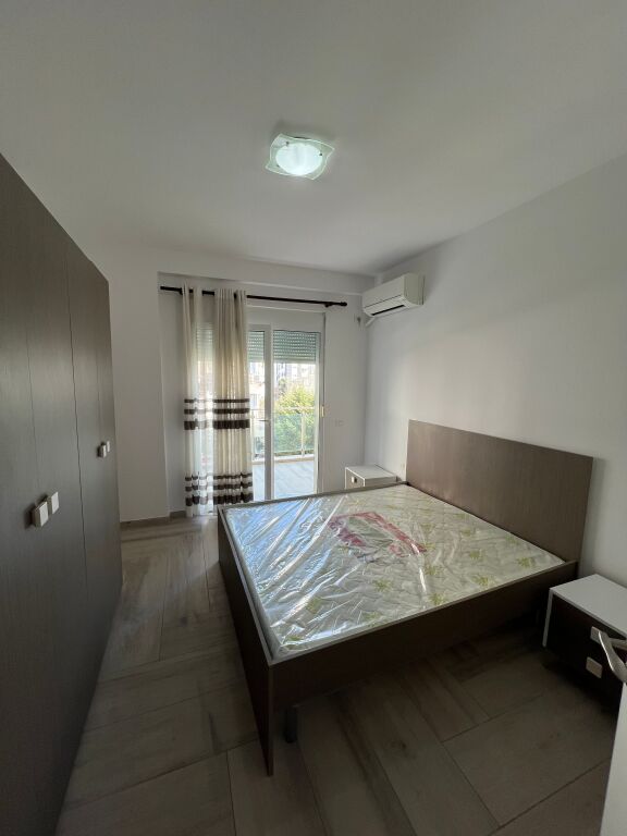 2+1+2 in Affitto al Lago Secco