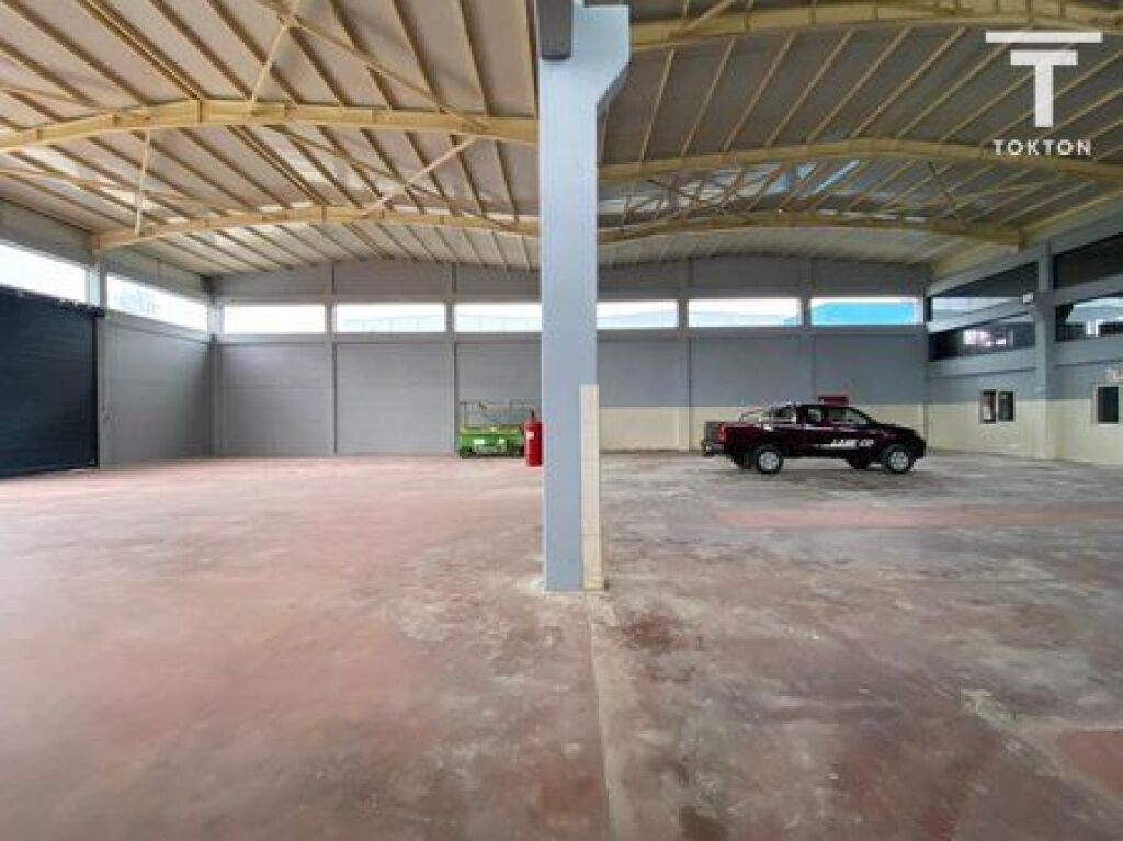 QIRA, KAPANON, RRUGA E RINASIT, TIRANE