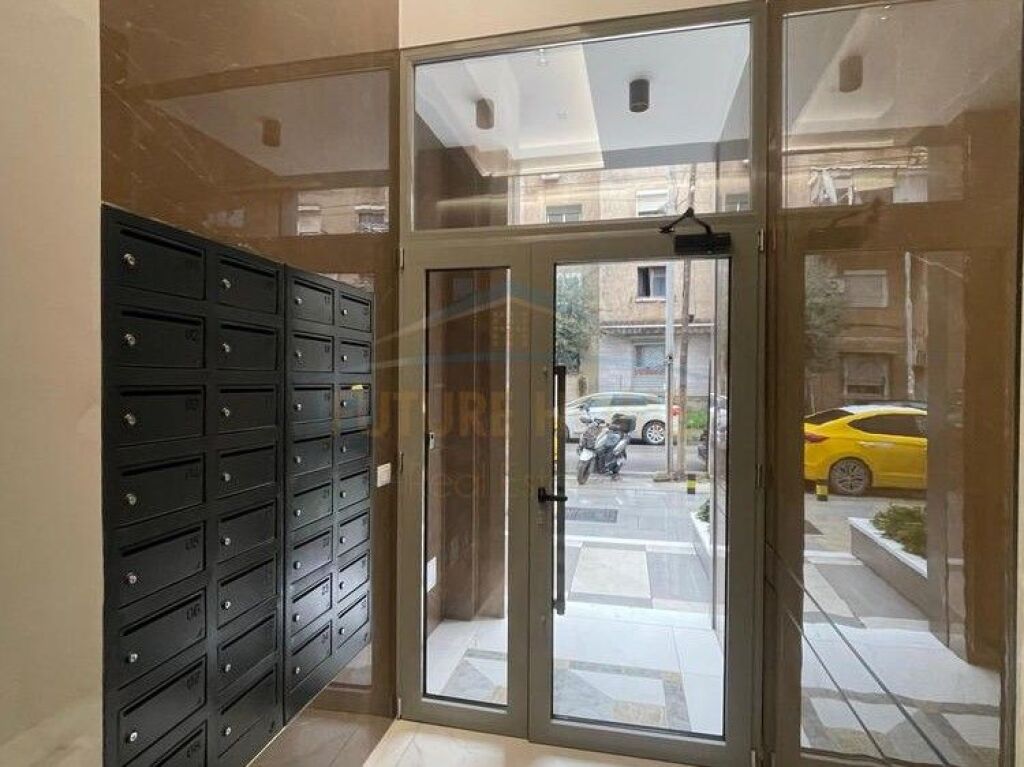 For sale, 1+1 Apartment, Dervish Hekali Street, Red School, Tirana