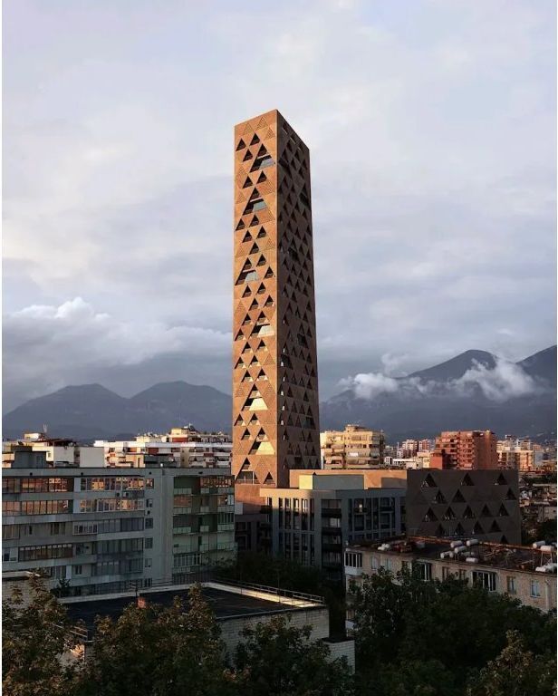 For sale, Apartment 2+1+2, Tirana Tower, Tirana.