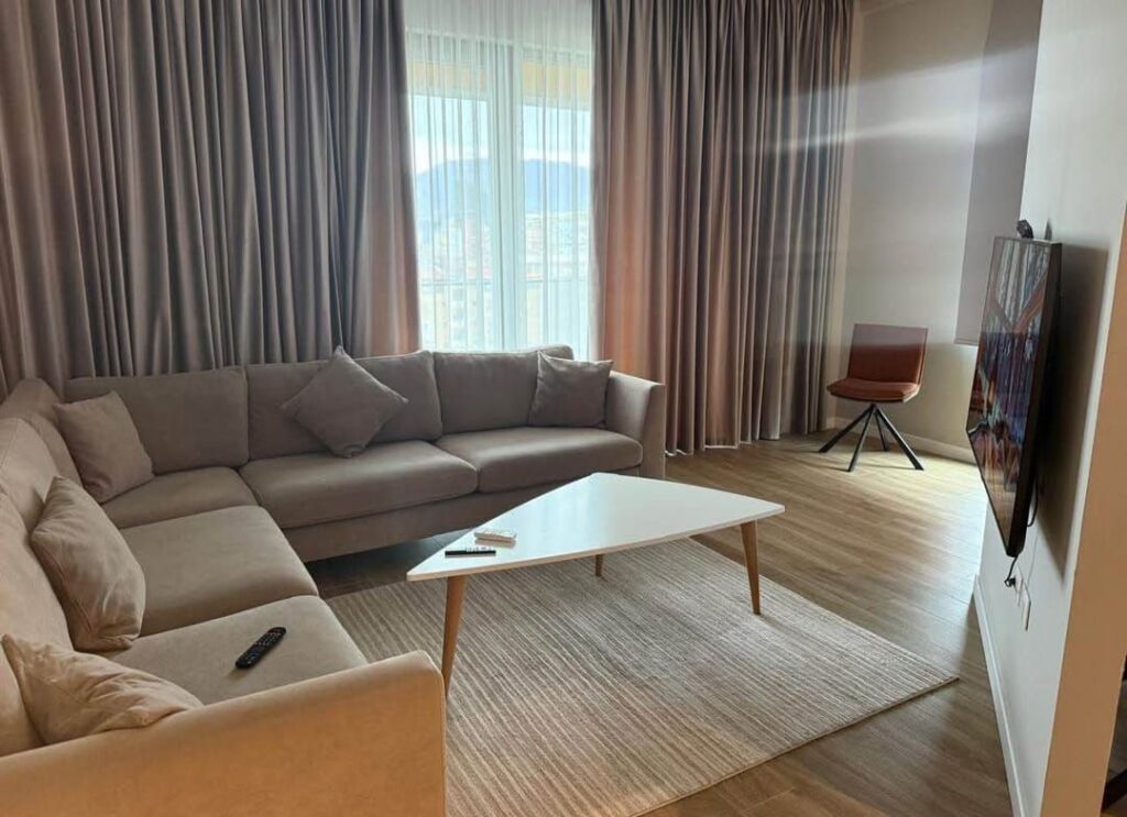 Jepet me qira apartament 2+1 te Square 21 (ARLIS)