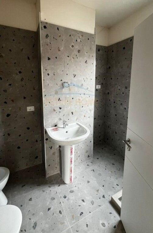 In vendita, Appartamento 2+1+2, 5 Maji, Tirane