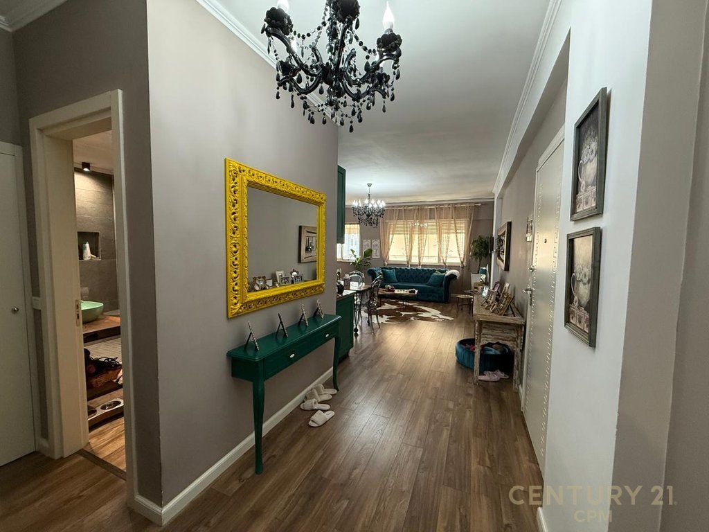 AT THE PARIS MUNICIPALITY NEAR KRISTAL CENTER WE RENT 2+1 APARTMENT